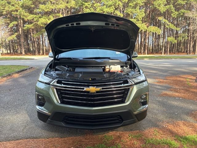 Used 2022 Chevrolet Traverse LT w/ LPO, Floor Liner Package image 20