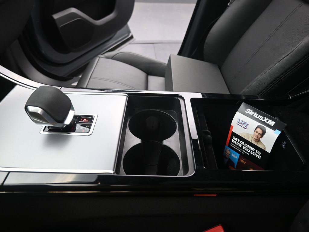 Used 2025 Land Rover Range Rover Velar S image 23