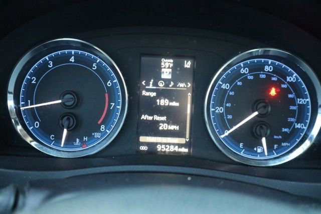 Used 2017 Toyota Corolla SE 50th Anniversary FWD image 25