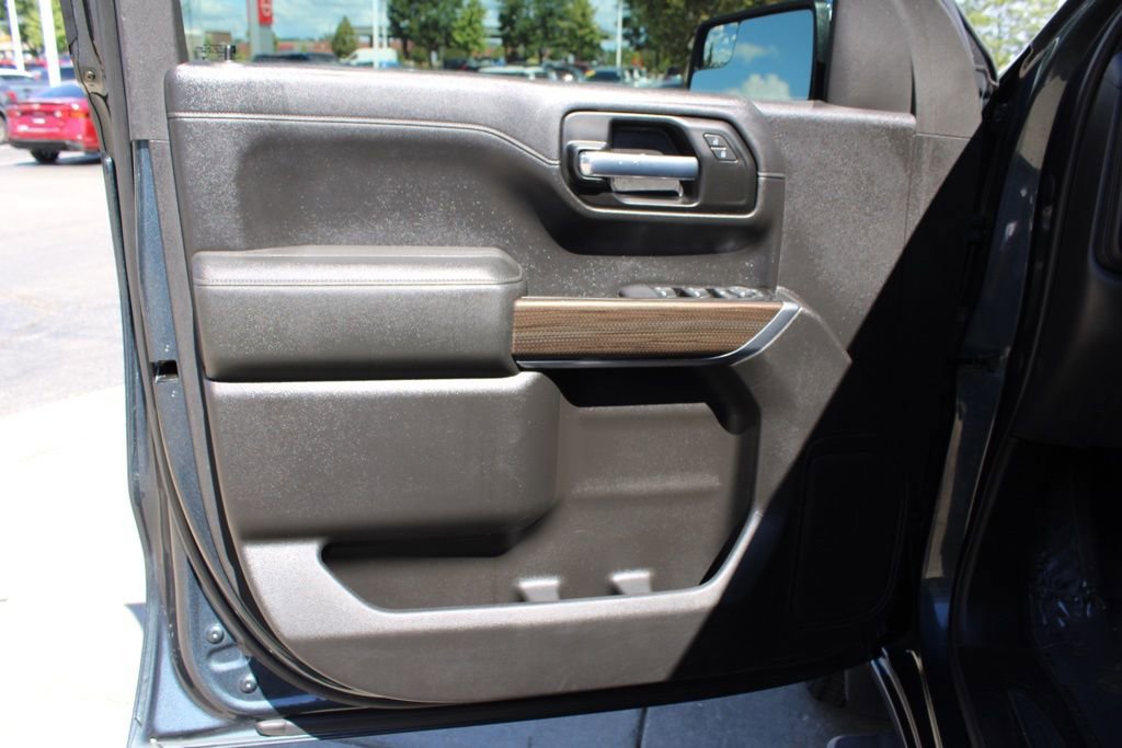 Used 2020 Chevrolet Silverado 1500 LT image 18