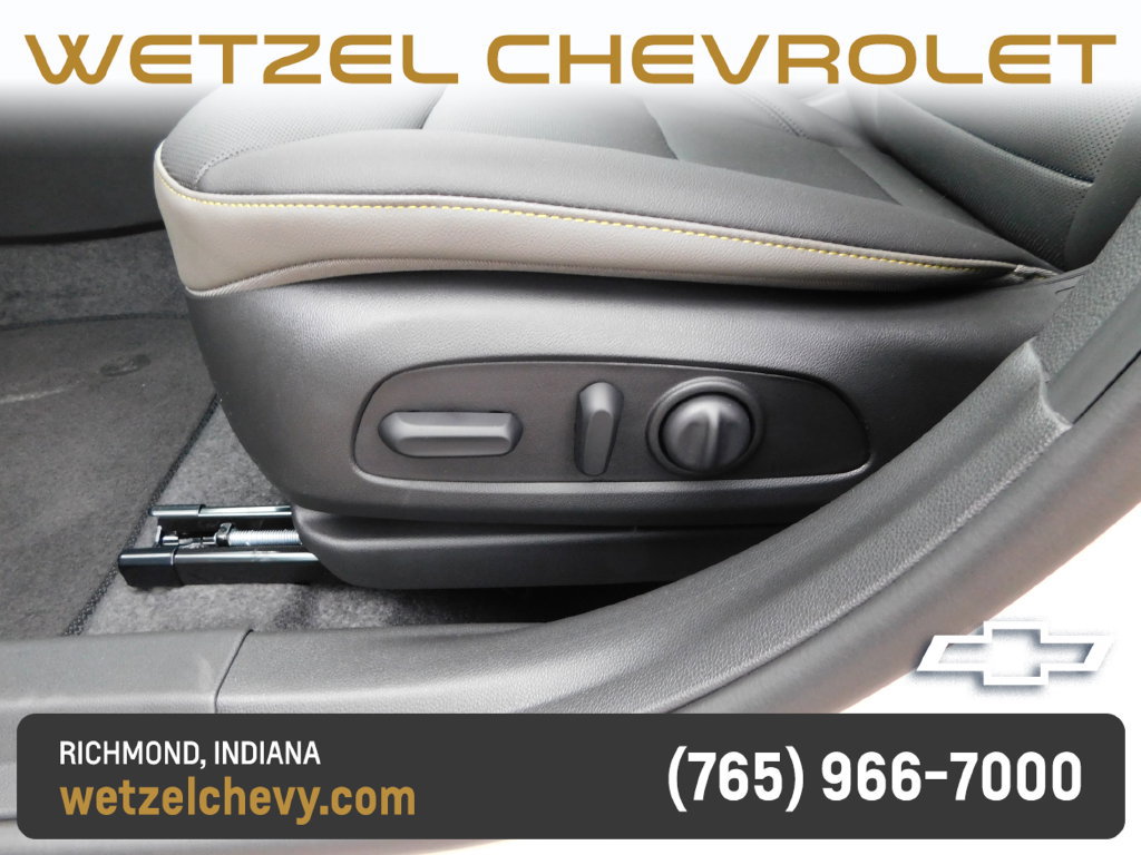 New 2026 Chevrolet Trax ACTIV w/ Sunroof Package FWD image 14