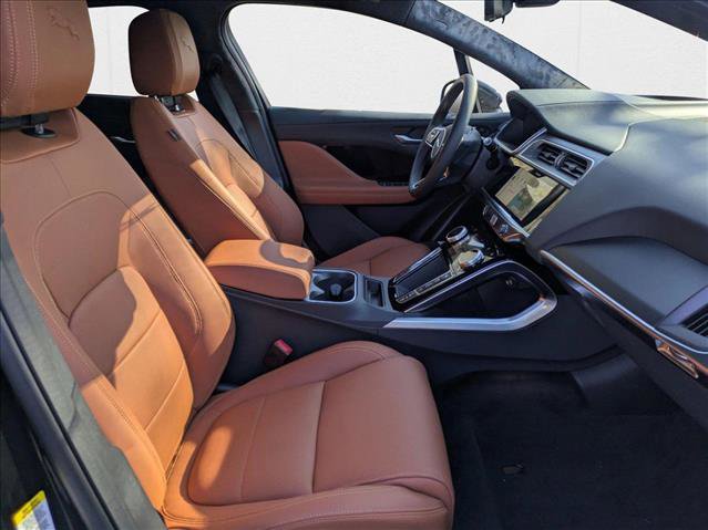 New 2024 Jaguar I-PACE R-Dynamic HSE image 17