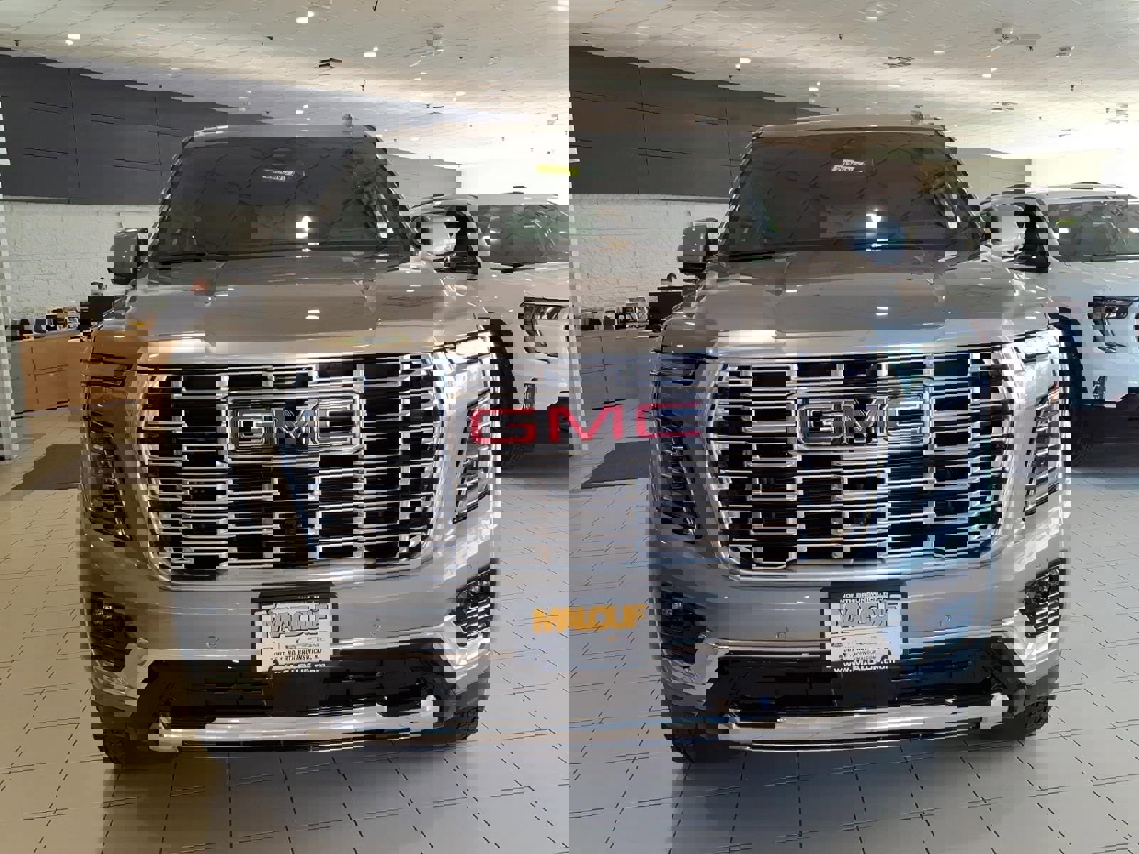 New 2025 GMC Yukon XL Denali w/ Sun & Power Step Package image 2
