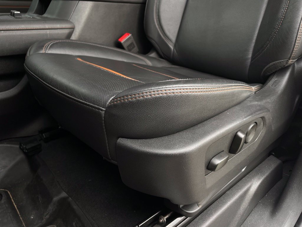 Used 2025 GMC Sierra 1500 AT4 w/ AT4 Premium Package AWD/4WD image 22