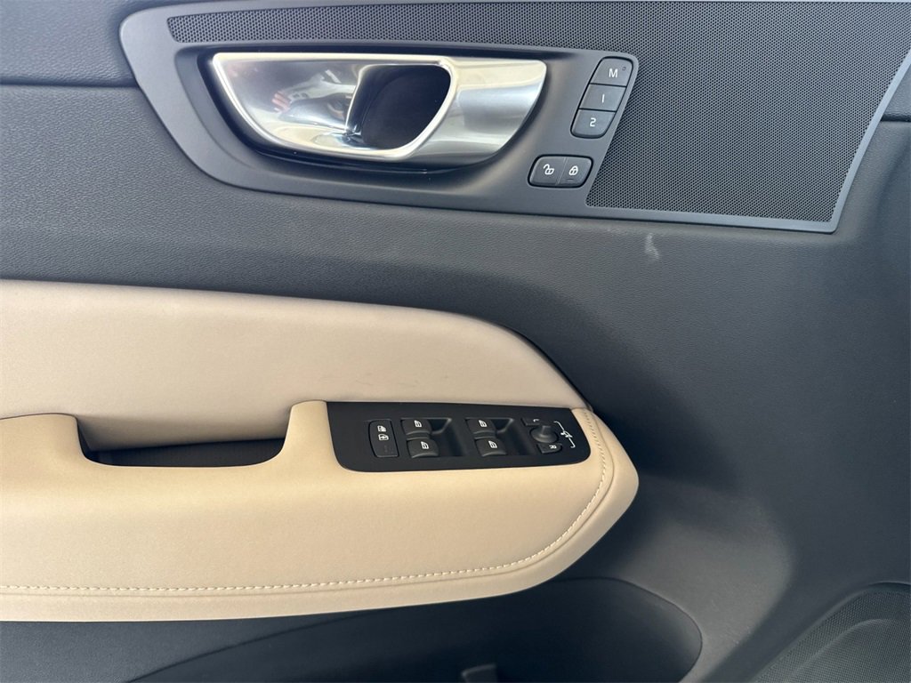 New 2026 Volvo XC60 T8 Plus w/ Protection Package Premier image 10