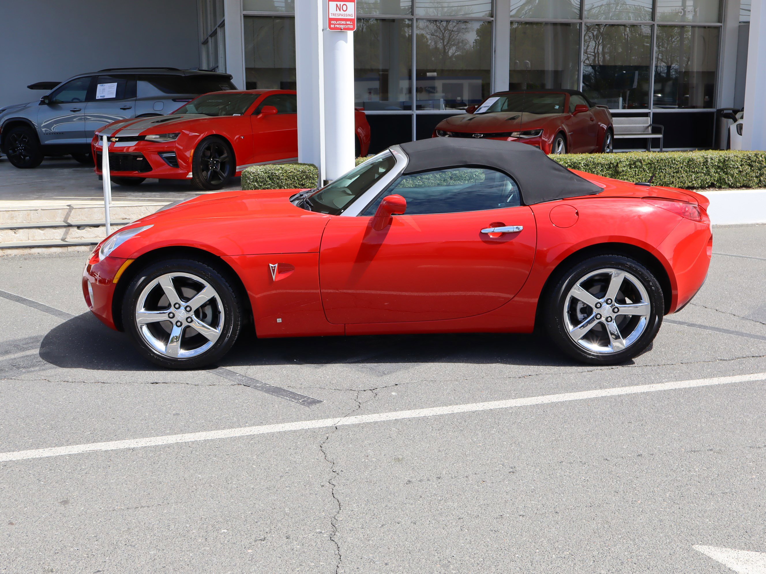 Used 2007 Pontiac Solstice Convertible w/ Premium Package image 7