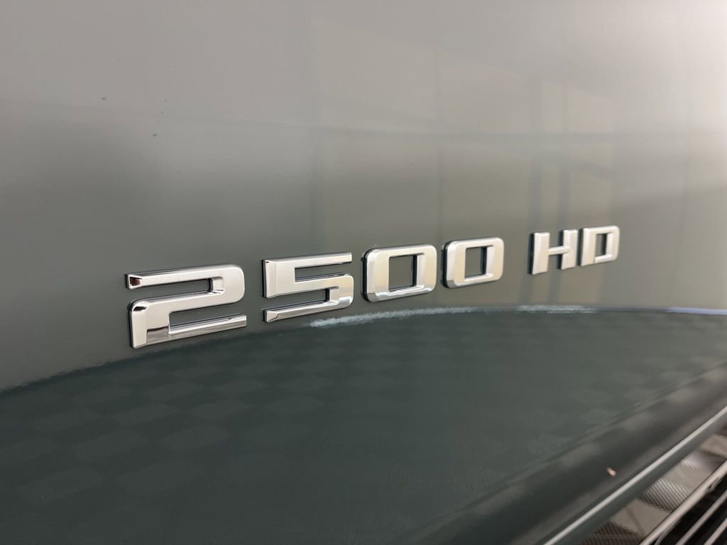 New 2026 Chevrolet Silverado 2500 ZR2 image 10