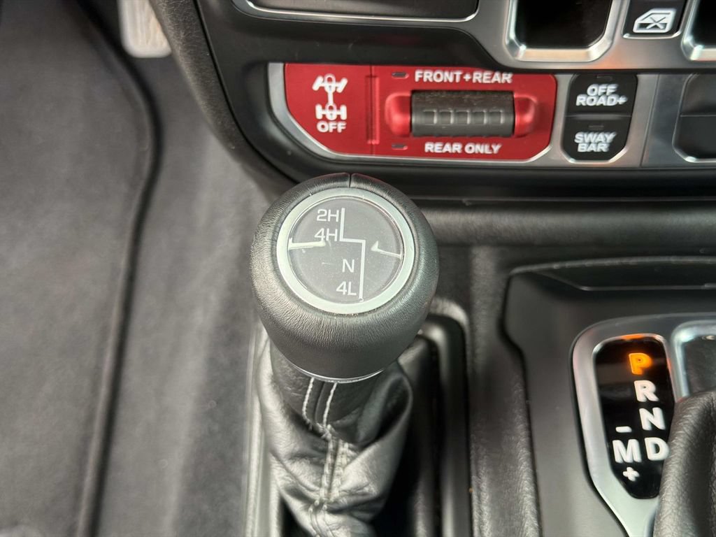 Used 2026 Jeep Wrangler Unlimited Rubicon AWD/4WD image 29