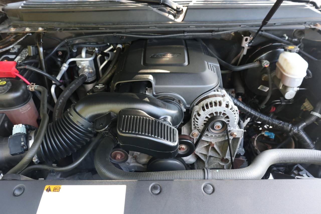 Used 2012 Cadillac Escalade ESV Premium AWD/4WD image 27