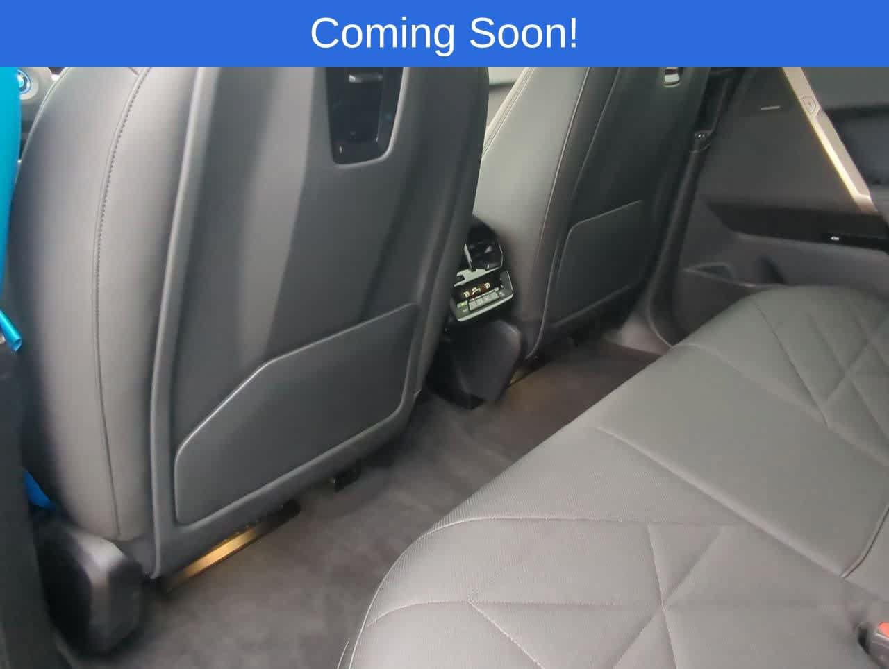 Used 2023 BMW iX xDrive50 w/ Convenience Package AWD/4WD image 17