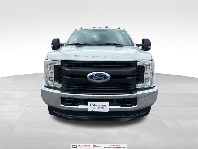 Used 2017 Ford F250 XL w/ Power Equipment Group AWD/4WD image 9