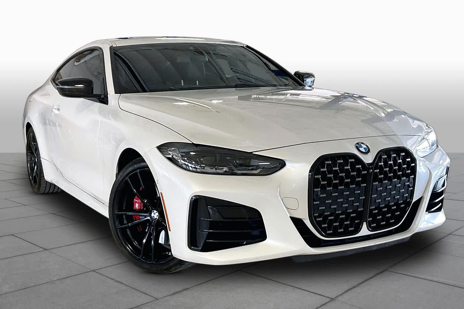 Used 2024 BMW M440i Coupe w/ Premium Package RWD image 2