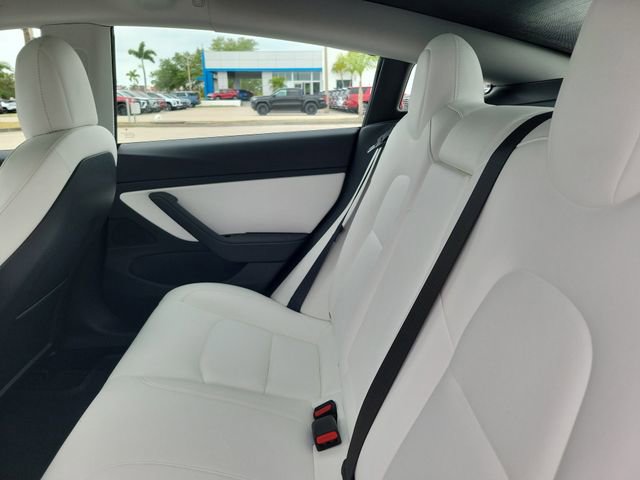 Used 2021 Tesla Model 3 Long Range image 10