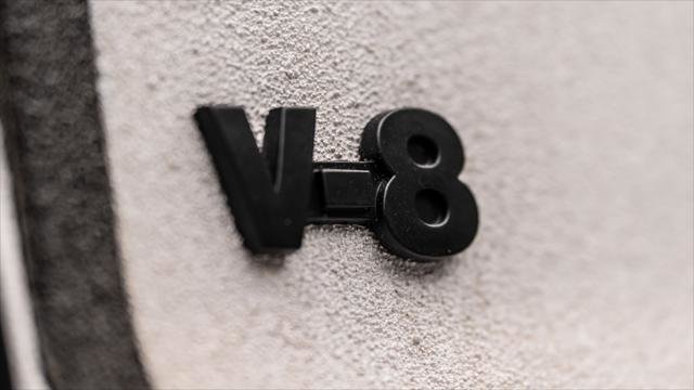 Used 1988 Jeep Grand Wagoneer image 14