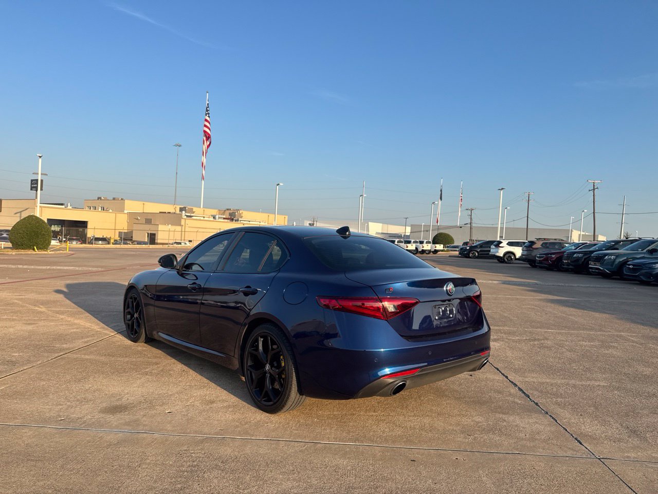 Used 2021 Alfa Romeo Giulia Ti w/ Nero Edizione RWD image 18