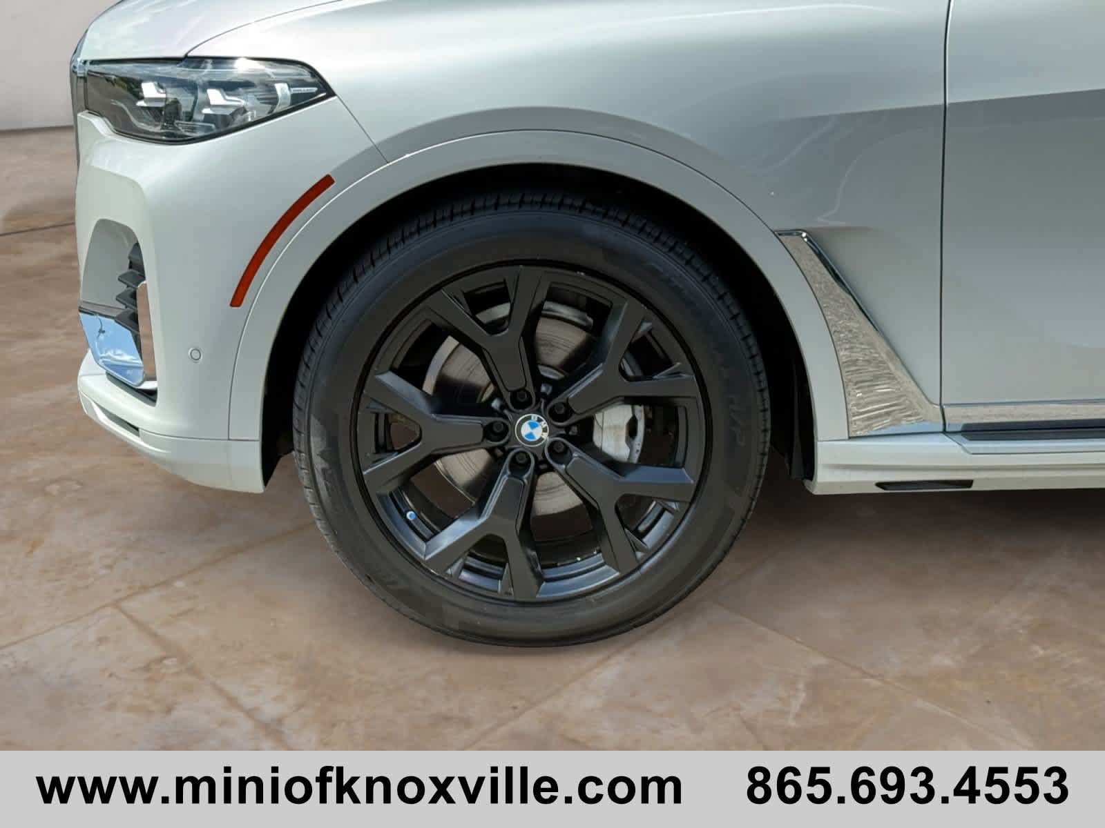Used 2020 BMW X7 xDrive40i w/ Executive Package AWD/4WD image 9
