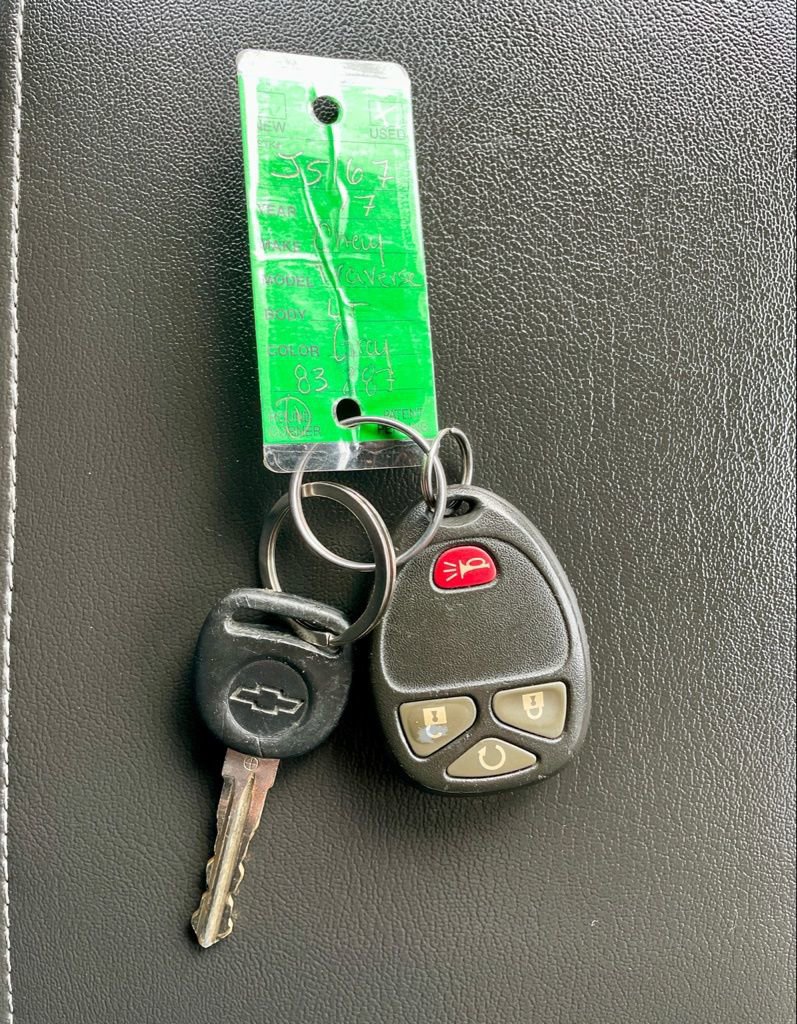 Used 2017 Chevrolet Traverse LT image 29