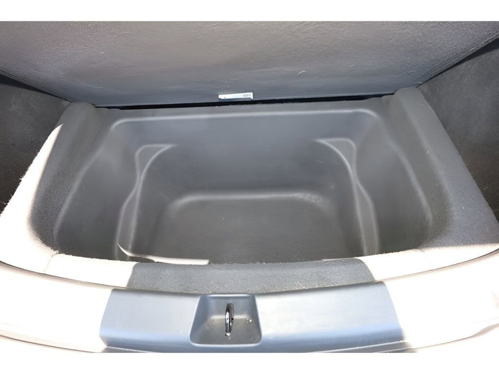 Used 2022 Tesla Model Y Performance AWD/4WD image 37