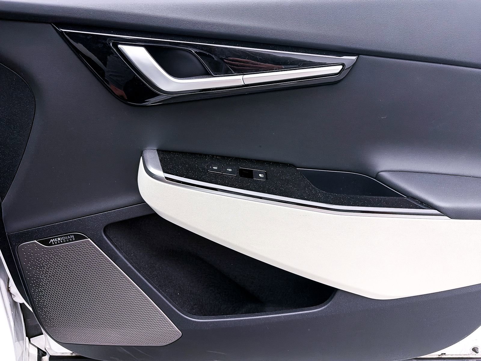 Used 2023 Kia EV6 GT-Line w/ GT-Line Suede Seat Package RWD image 40