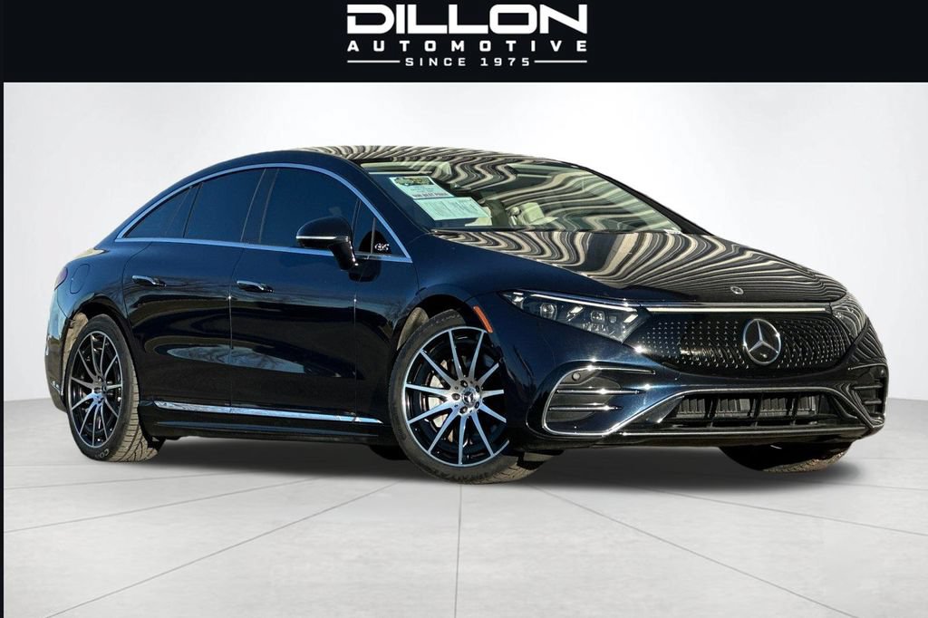 Used 2022 Mercedes-Benz EQS 580 4MATIC Sedan video 2