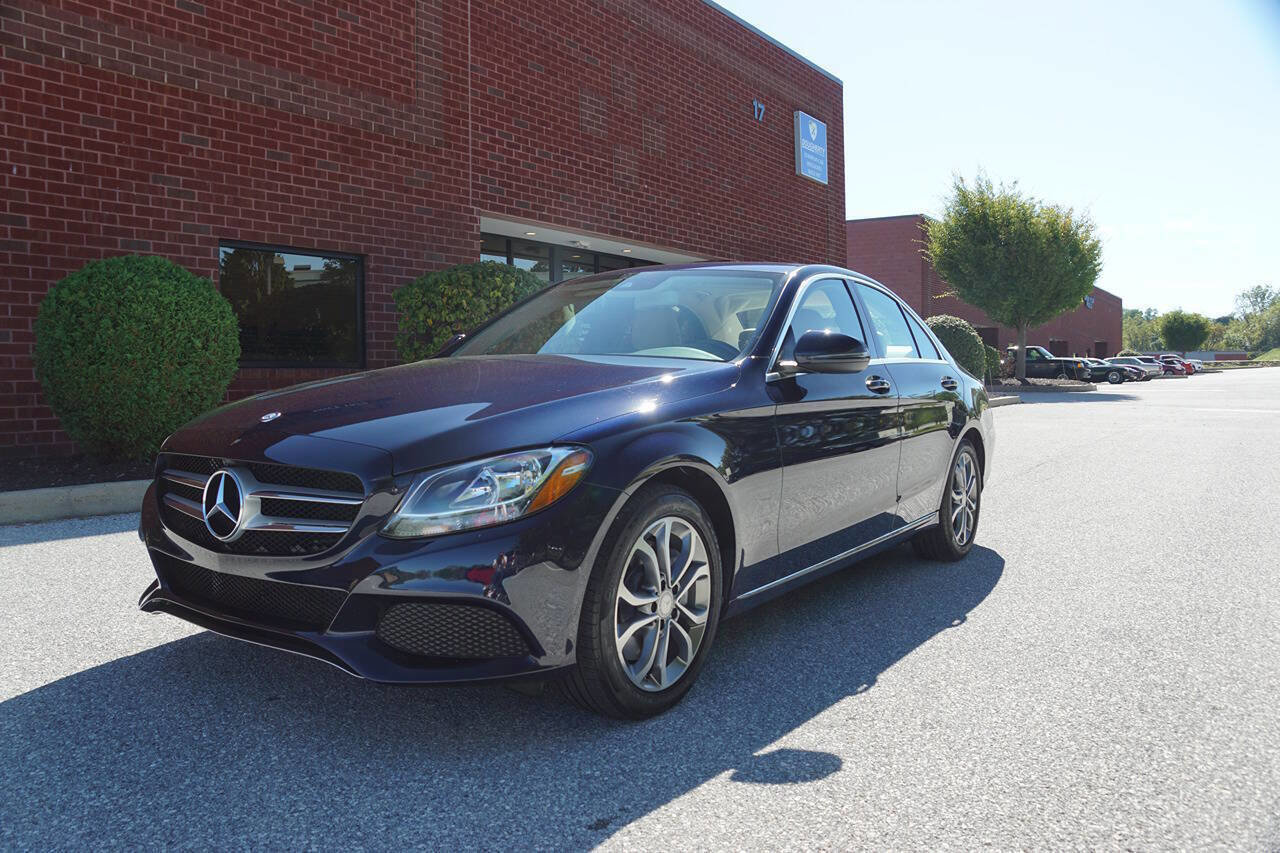 Used 2016 Mercedes-Benz C 300 Sedan image 2