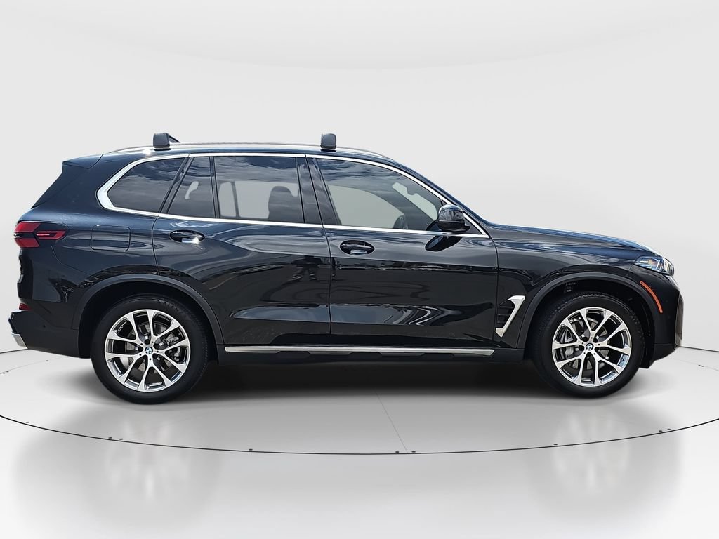 Used 2025 BMW X5 sDrive40i w/ Parking Assistance Package RWD image 4
