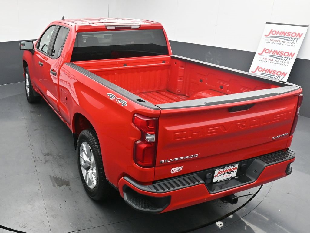 Used 2020 Chevrolet Silverado 1500 Custom w/ Custom Value Package image 28