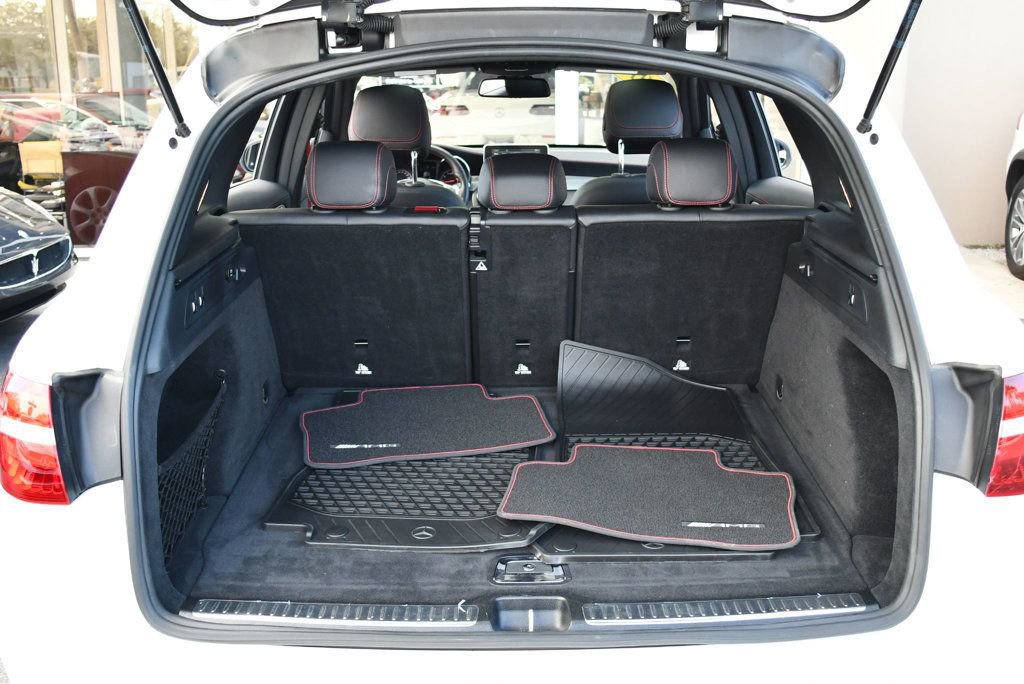 Used 2019 Mercedes-Benz GLC 43 AMG 4MATIC image 17