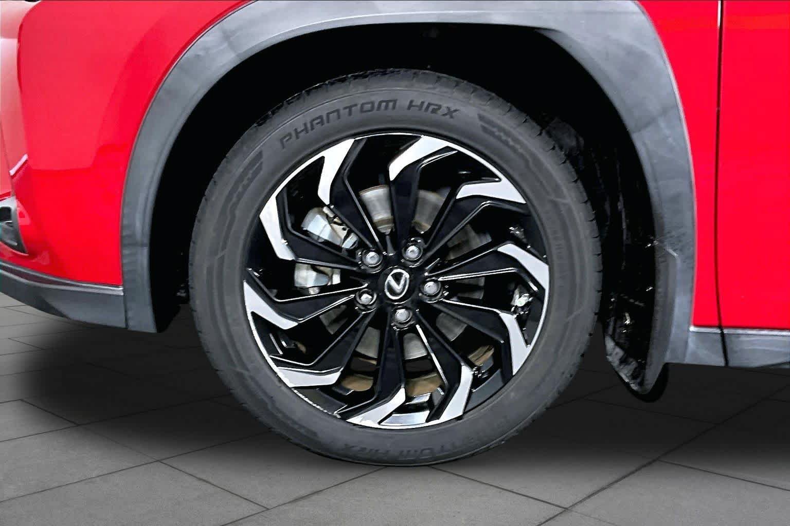 Used 2021 Lexus UX 250h w/ Premium Package AWD/4WD image 10