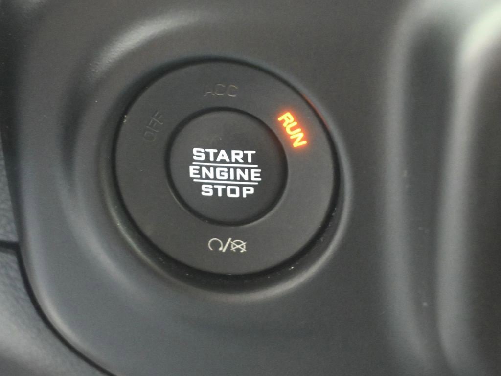 Used 2021 Jeep Gladiator Sport image 28