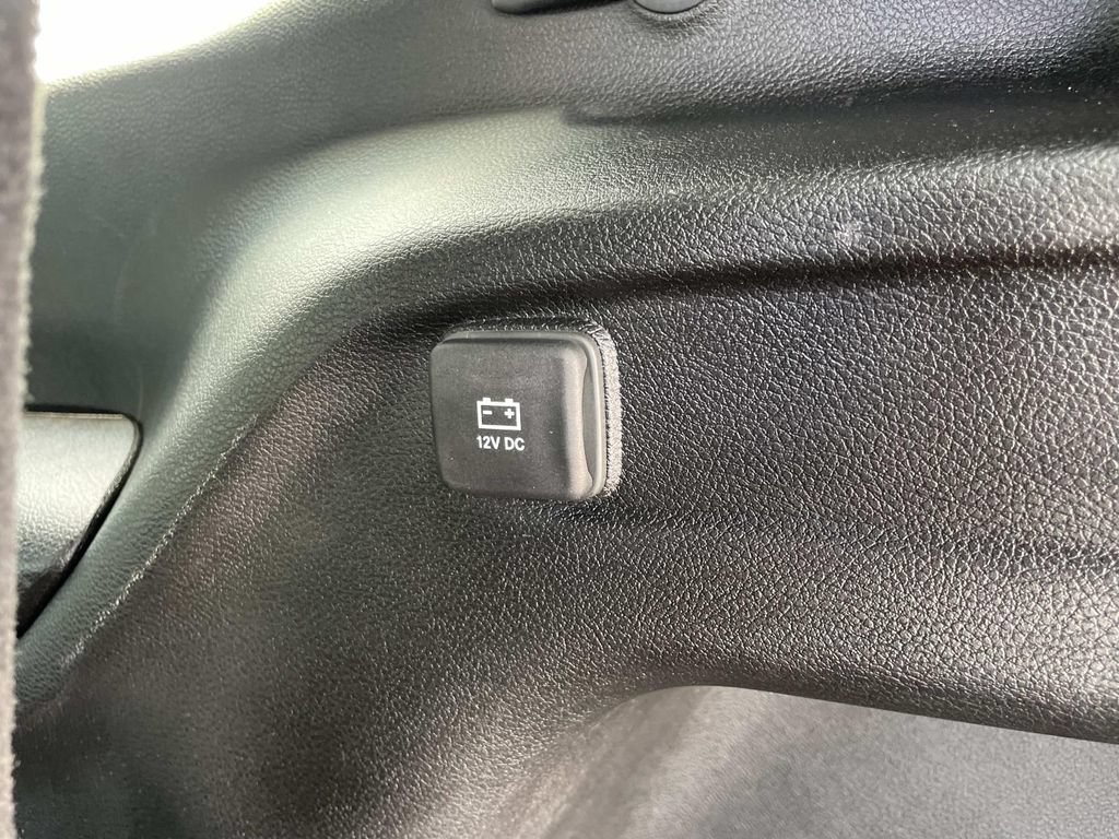 Used 2025 Jeep Grand Cherokee L Laredo w/ Luxury Tech Group I AWD/4WD image 40
