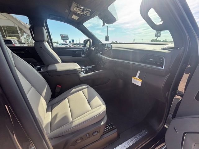 New 2026 Chevrolet Tahoe LT w/ Comfort Package AWD/4WD image 16