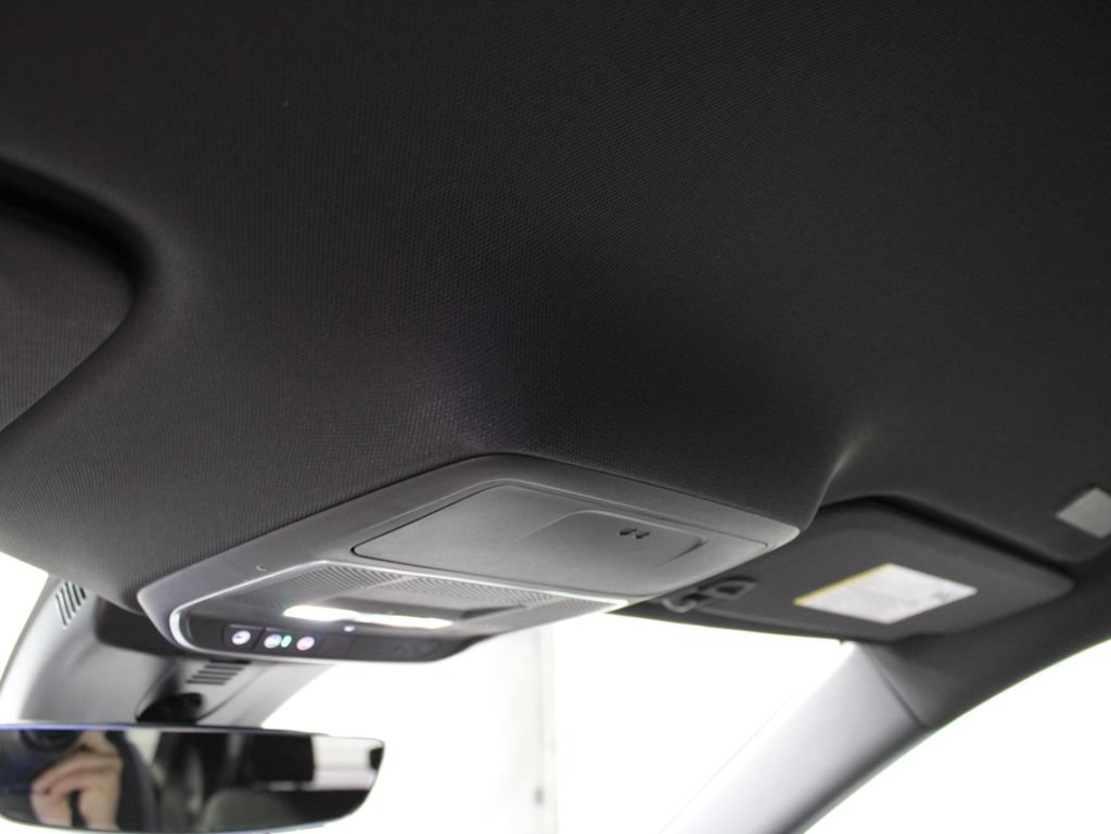 Used 2026 Chevrolet Traverse RS w/ LPO, Floor Liner Package AWD/4WD image 35