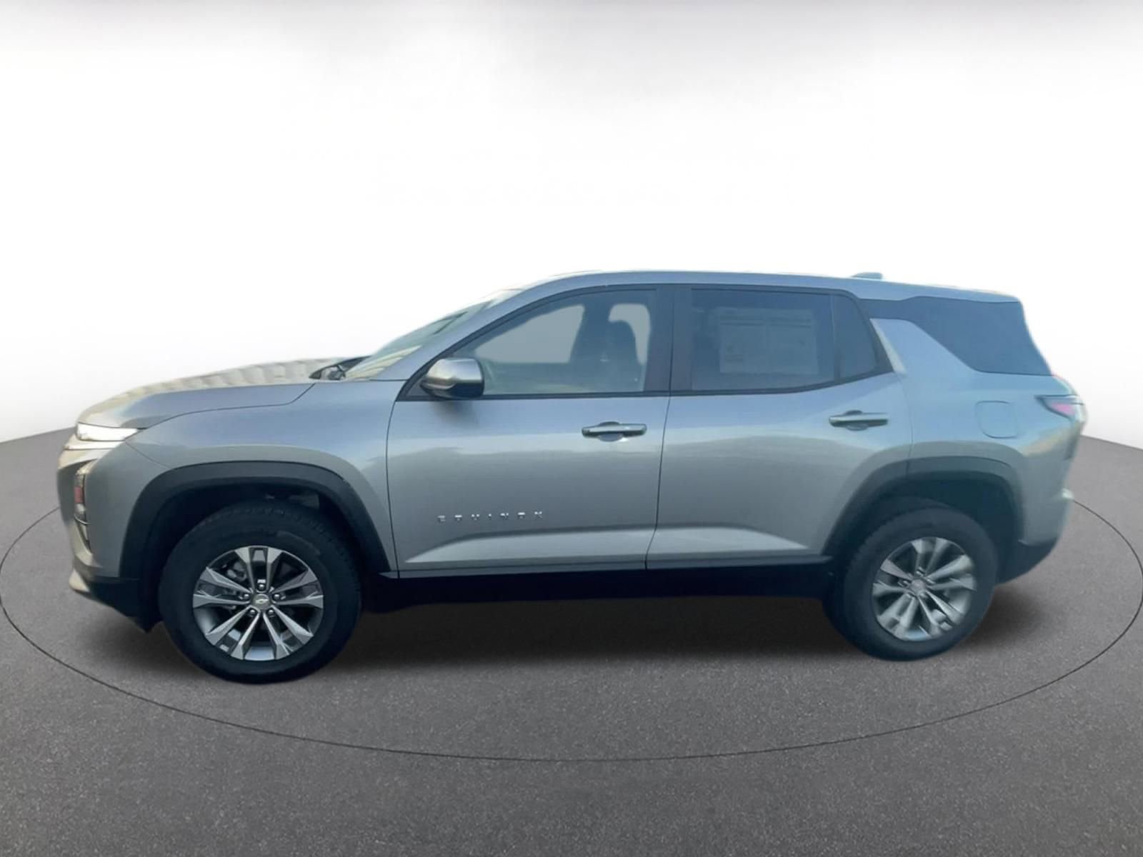 Used 2025 Chevrolet Equinox LT image 9