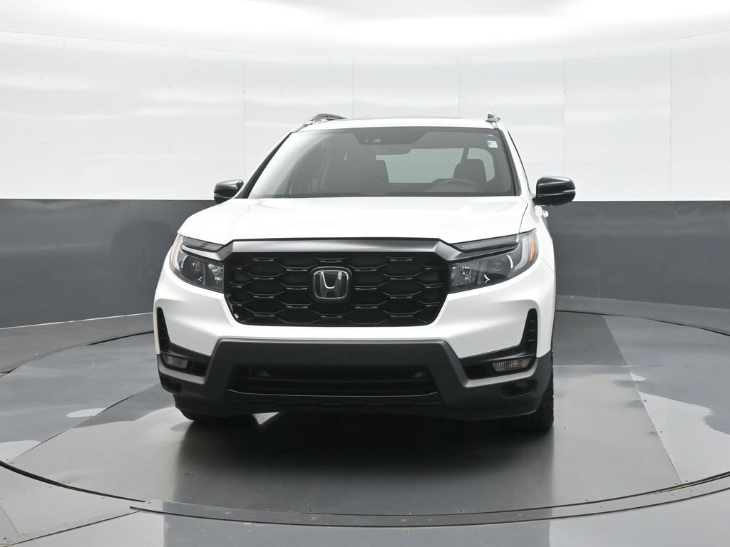 Used 2022 Honda Passport Elite image 2