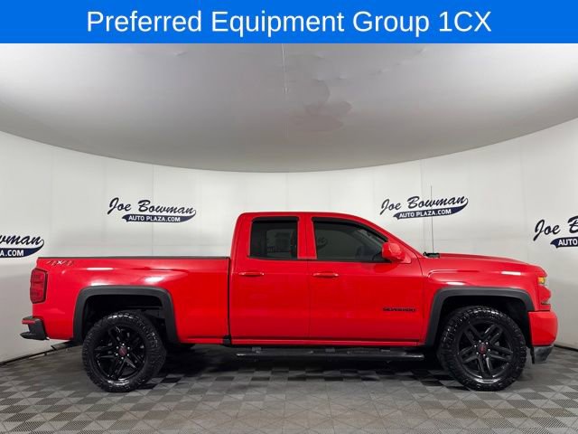 Used 2018 Chevrolet Silverado 1500 Custom w/ Custom Value Package image 5