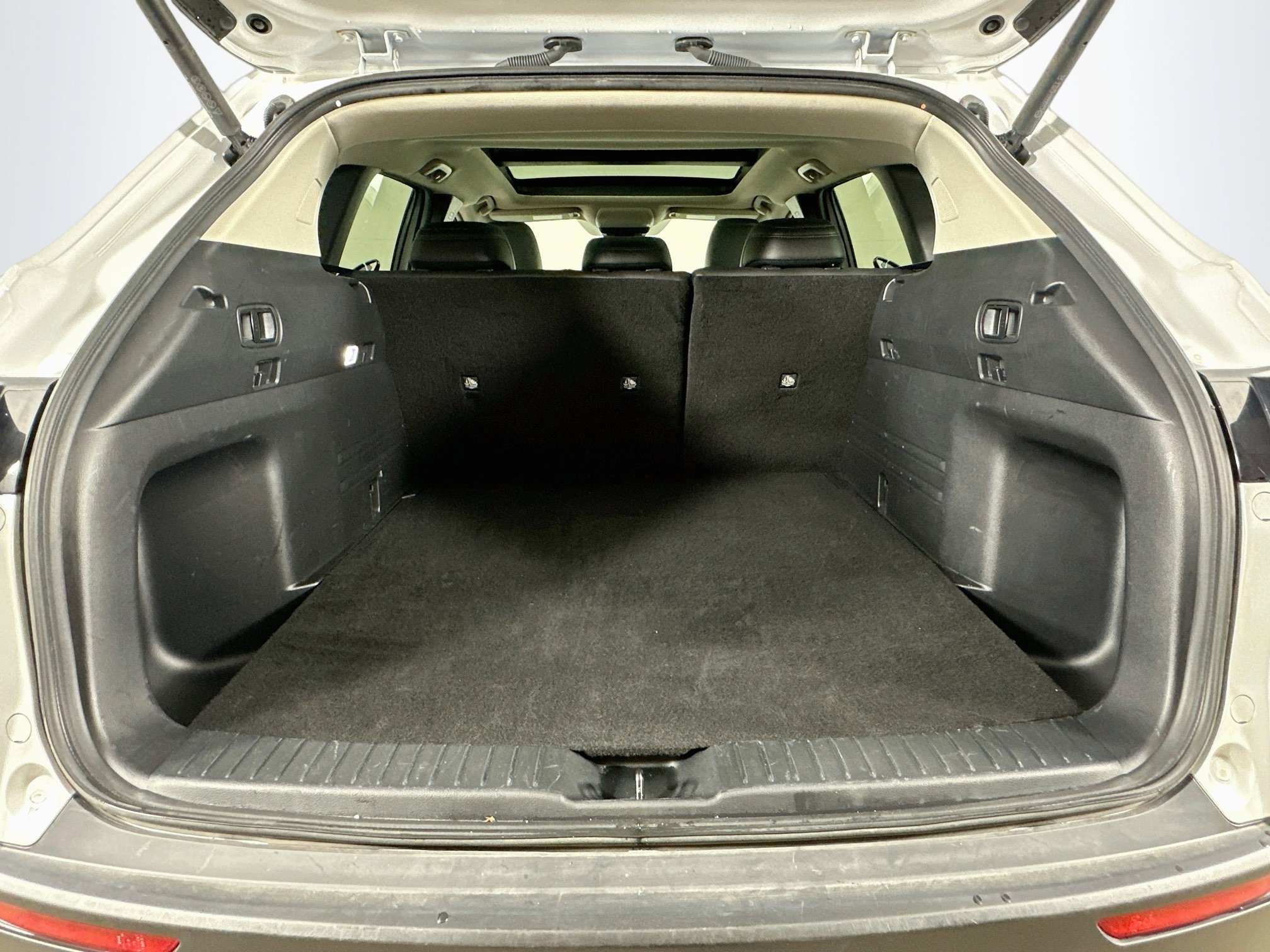 Used 2025 MAZDA CX-50 AWD 2.5 S w/ Premium Plus Pkg image 28