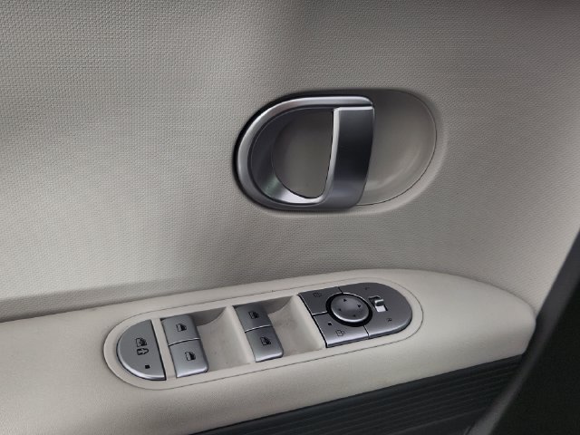 Certified 2024 Hyundai Ioniq 5 SEL AWD/4WD image 10