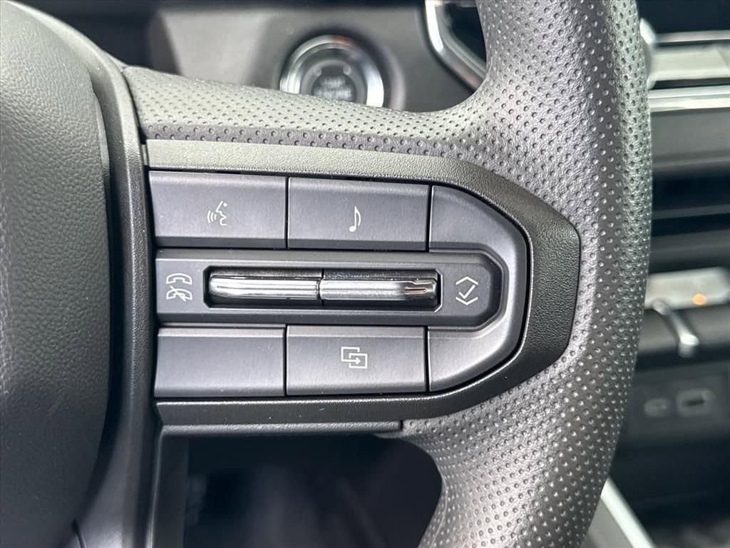 New 2025 Chevrolet Colorado W/T RWD image 16