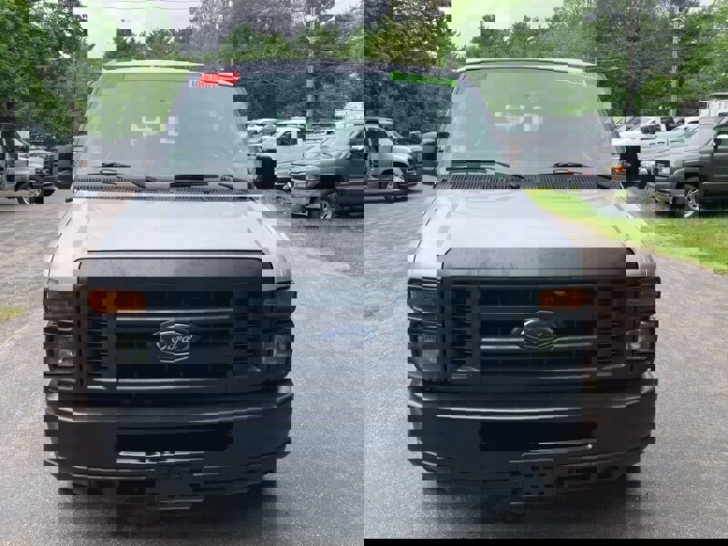 Used 2010 Ford E-350 and Econoline 350 XL image 6