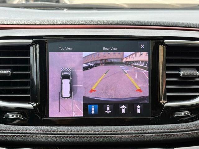 Used 2020 Chrysler Pacifica Limited FWD image 42