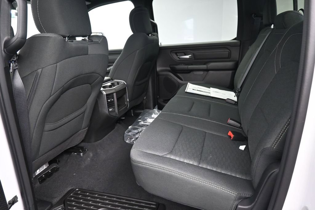 New 2026 RAM 1500 Express AWD/4WD image 12