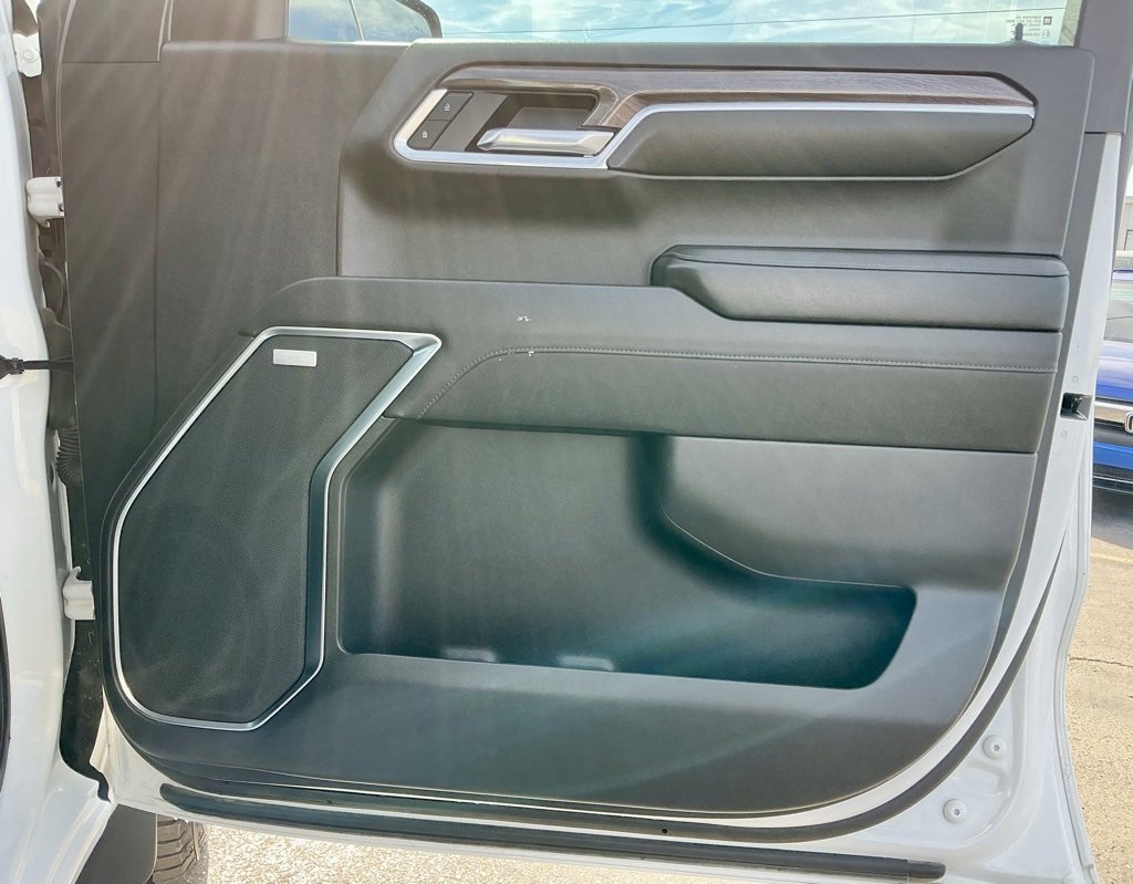 Used 2022 Chevrolet Silverado 1500 LTZ w/ Max Trailering Package image 23