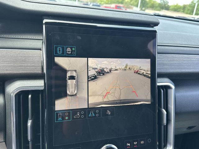 Certified 2026 GMC Acadia Denali w/ Super Cruise Package AWD/4WD image 13