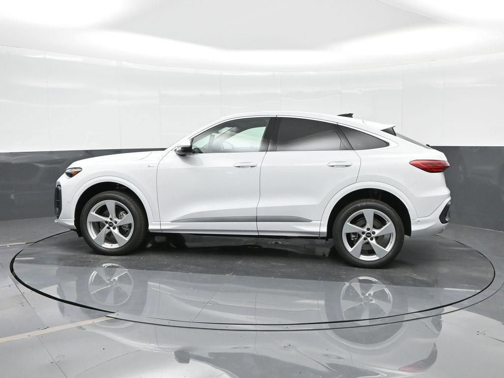 New 2025 Audi Q5 Premium Plus AWD/4WD image 6