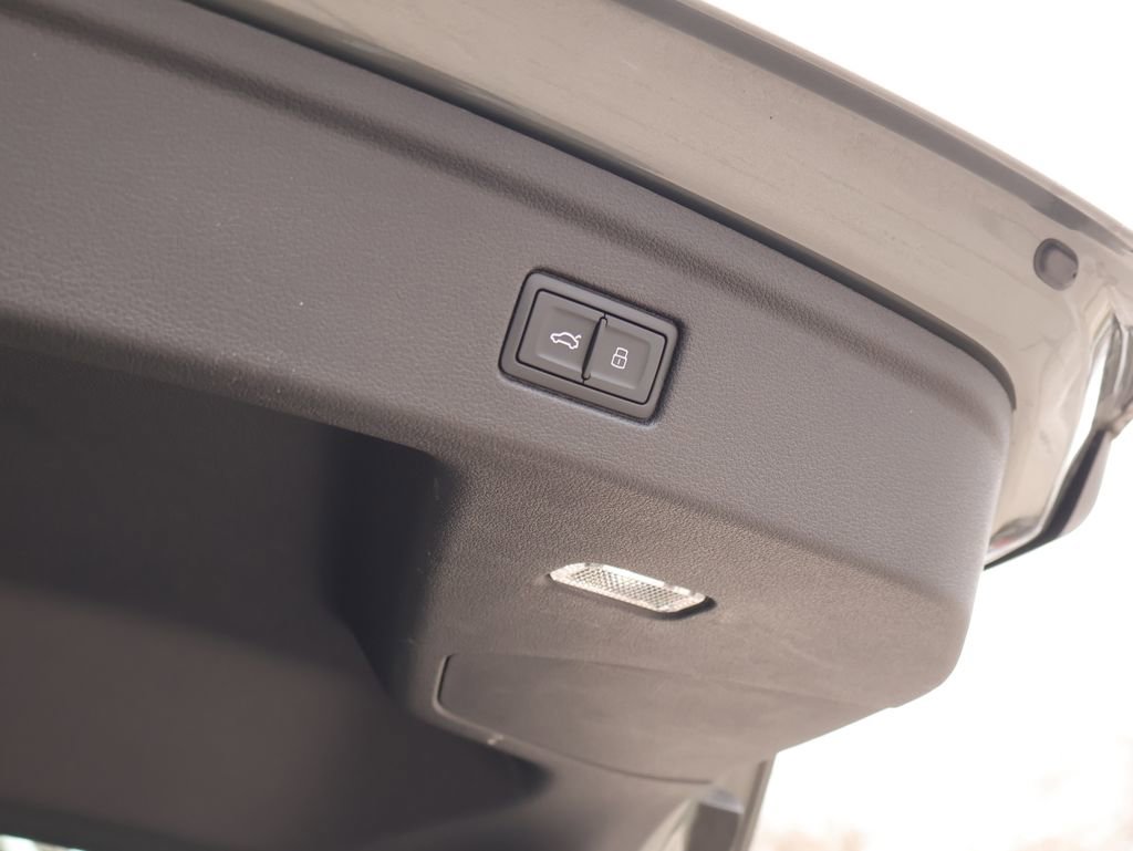 Used 2024 Audi A5 2.0T Premium Plus image 12