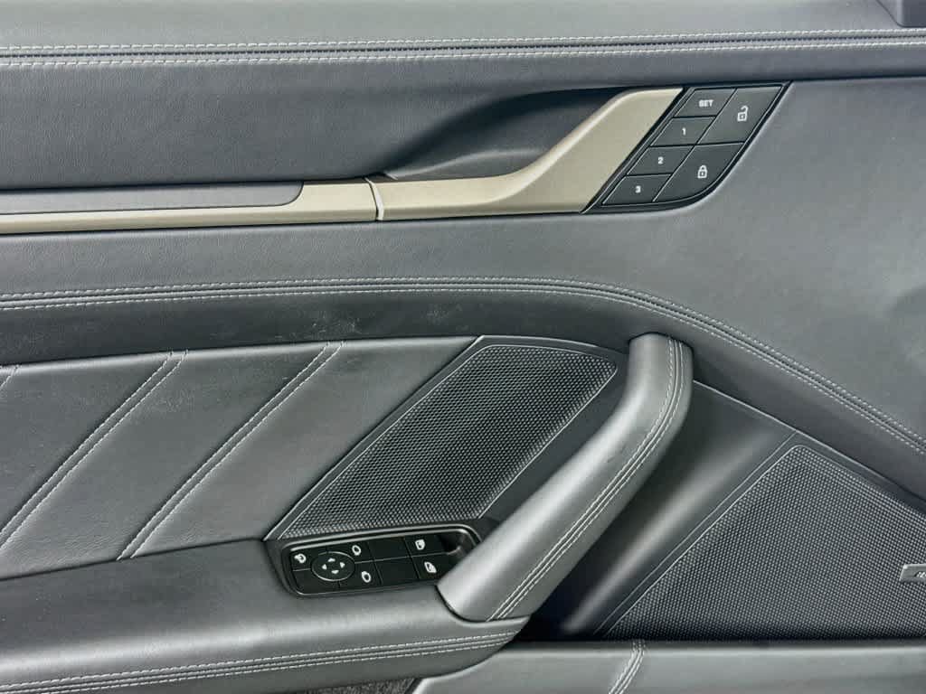 Certified 2025 Porsche 911 Turbo S AWD/4WD image 18