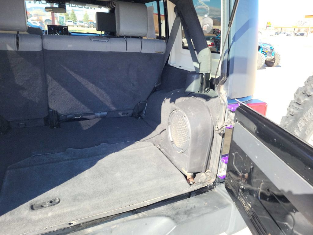 Used 2008 Jeep Wrangler Unlimited Rubicon w/ Dual Top Group image 21