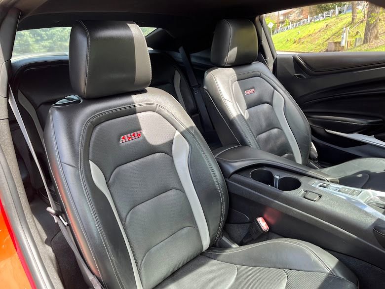 Used 2018 Chevrolet Camaro SS image 38