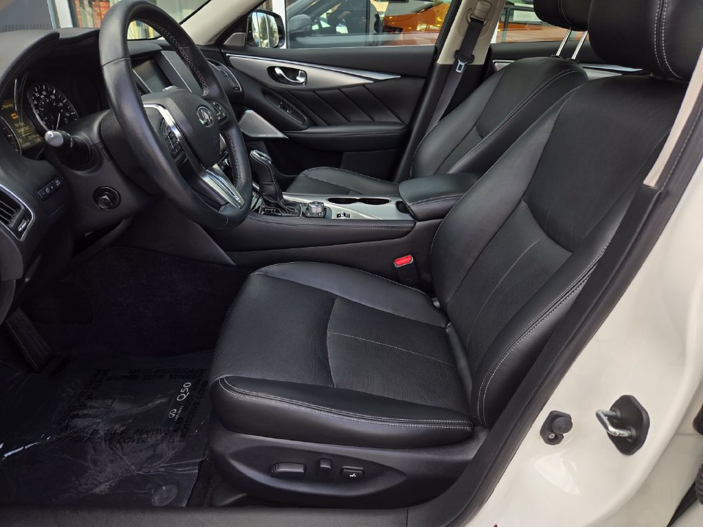 Used 2023 INFINITI Q50 Luxe w/ Cargo Package RWD image 19